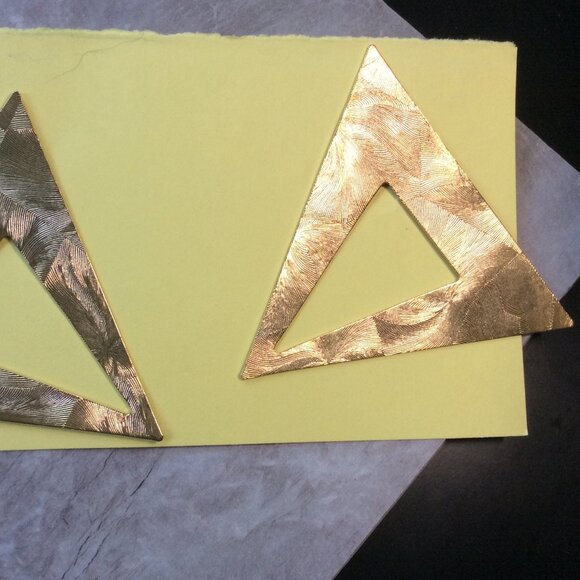 Step into the '80s with these Iconic  Earrings #ThrowbackStyle #VintageBling - Picture 3 of 4